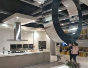 探訪海爾總部 戰(zhàn)略轉(zhuǎn)型與創(chuàng)客實(shí)踐的網(wǎng)絡(luò)化啟示